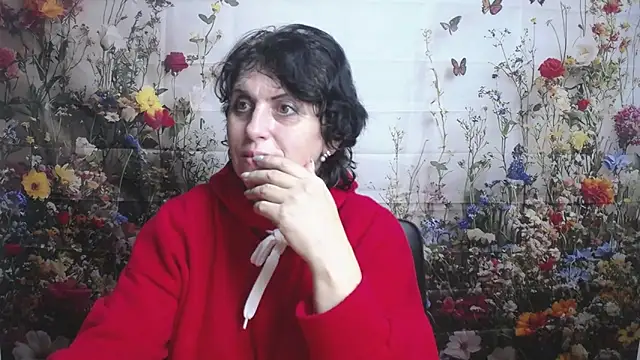 LuciaMii online show from November 2025 05:52:01 PM