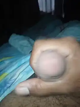 taylorWiiz online show from November 2025 01:10:01 PM