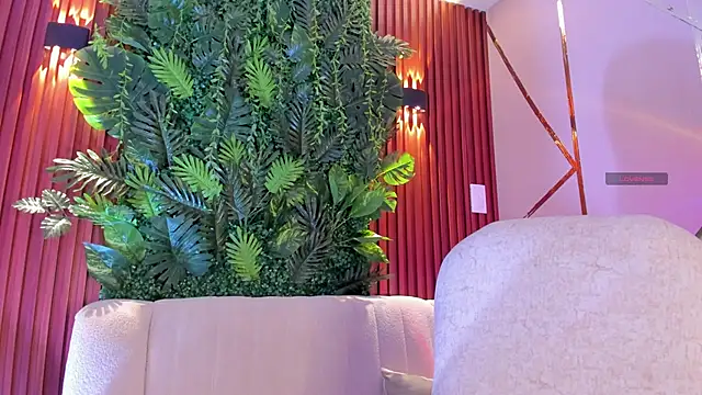 foxxxmegan online show from October 2025 03:13:01 PM