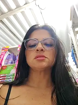 Linda Lars online show from December 2025 02:40:02 AM