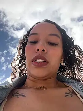 MarieLeon online show from January 2026 08:01:02 PM