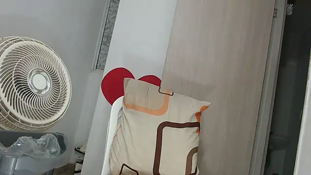 brown halos online show from December 2024 01:00:02 AM