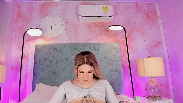 JESSI NAOMI online show from March 2026 05:00:02 AM