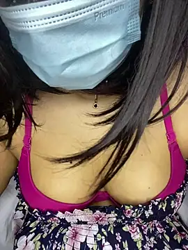Snapshot of Shadow_Girl007 chatting on January 2025 03:45:01 PM Shadow Girl007 online show from January 2025 03:45:01 PM