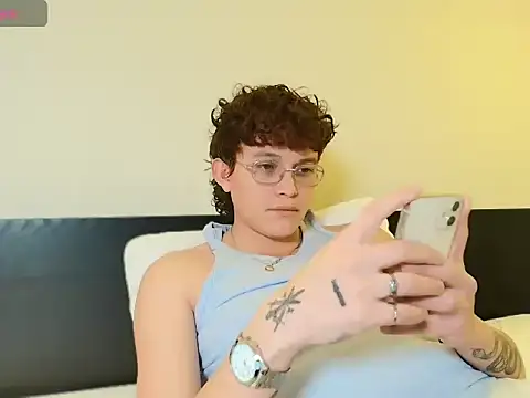 ccamilo-andress online show from March 2026 08:59:01 PM