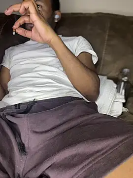 Snapshot of MobyDxck chatting on March 2025 12:48:01 AM MobyDxck online show from March 2025 12:48:01 AM