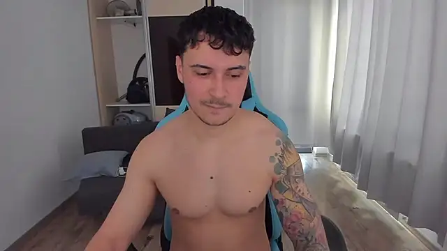 MatMalonne online show from January 2025 09:44:02 AM