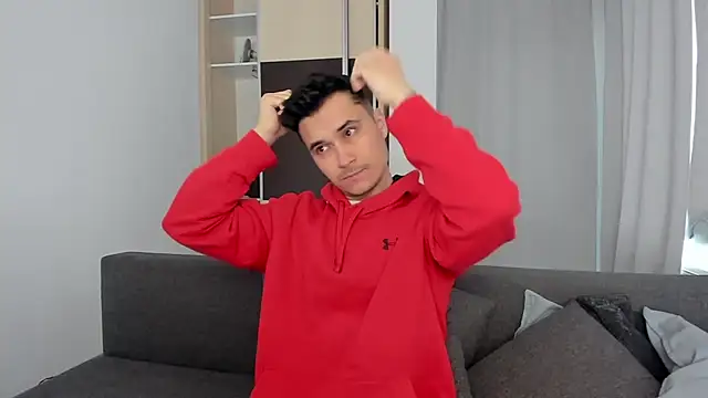 MatMalonne online show from April 2026 05:08:02 AM