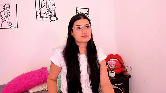 cloehonney online show from February 2026 07:09:01 PM