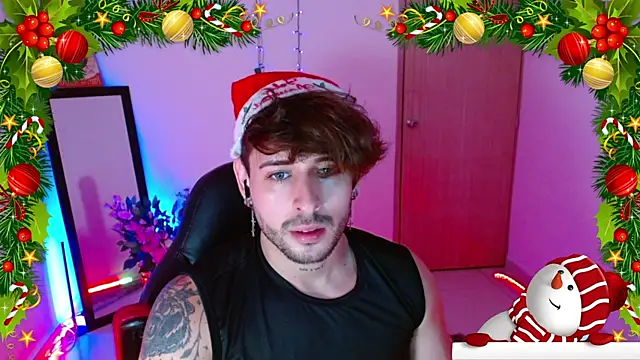 Snapshot of Ares_blue chatting on December 2024 11:44:01 AM Ares blue online show from December 2024 11:44:01 AM