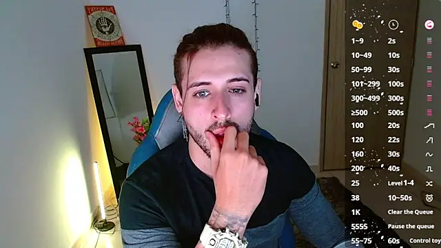 Snapshot of Ares_blue chatting on February 2025 11:34:02 AM Ares blue online show from February 2025 11:34:02 AM