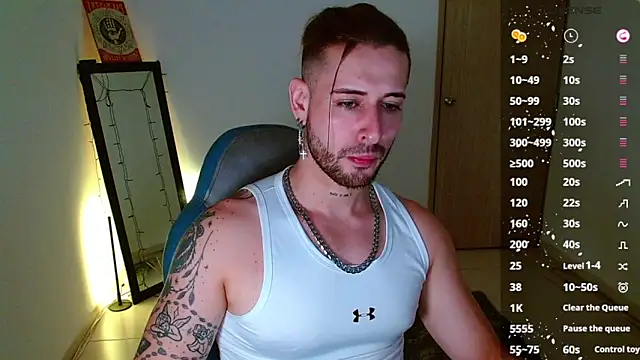 Snapshot of Ares_blue chatting on February 2025 11:10:02 AM Ares blue online show from February 2025 11:10:02 AM