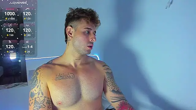 Snapshot of Ares_blue chatting on October 2025 01:53:02 PM Ares blue online show from October 2025 01:53:02 PM