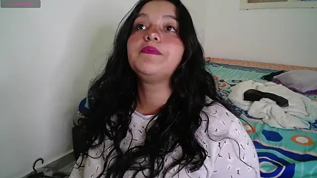 Laurenkenner  online show from July 2026 06:43:02 PM
