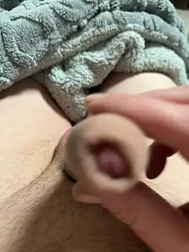 Snapshot of Andy-370 chatting on March 2026 10:24:02 PM Andy-370 online show from March 2026 10:24:02 PM