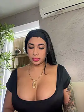 kiim taaylor online show from November 2025 12:32:01 AM