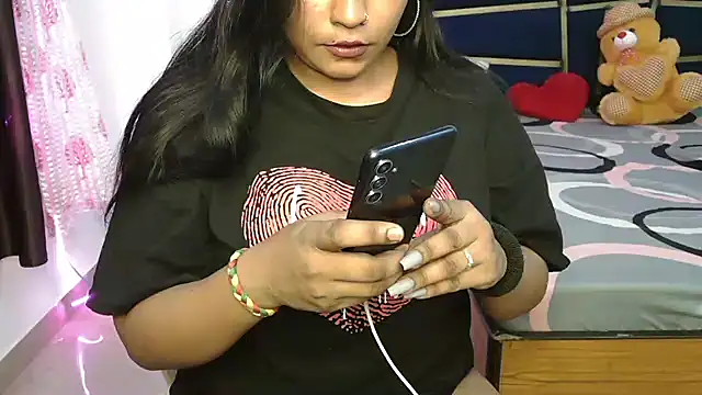 Snapshot of N-Natasha chatting on May 2026 07:30:02 PM N-Natasha online show from May 2026 07:30:02 PM