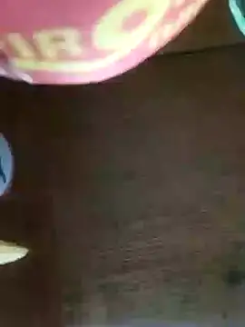 Snapshot of SweetLeila40 chatting on December 2024 08:50:02 AM SweetLeila40 online show from December 2024 08:50:02 AM