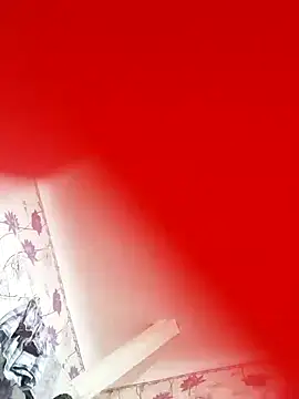 Snapshot of SweetLeila40 chatting on January 2025 09:15:02 PM SweetLeila40 online show from January 2025 09:15:02 PM