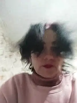 Snapshot of SweetLeila40 chatting on November 2025 07:18:01 PM SweetLeila40 online show from November 2025 07:18:01 PM