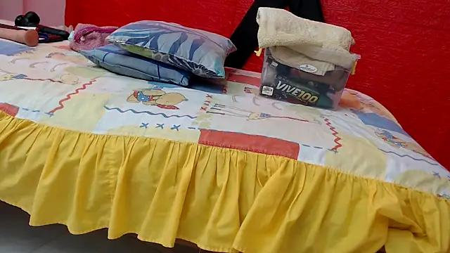 Snapshot of evaleribigtits18 chatting on March 2025 03:04:02 AM evaleribigtits18 online show from March 2025 03:04:02 AM