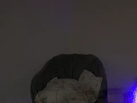 Snapshot of 6igsticc9inch chatting on February 2025 02:12:02 AM 6igsticc9inch online show from February 2025 02:12:02 AM