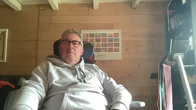 lelohop online show from April 2026 11:27:01 AM