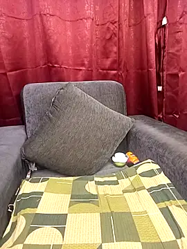 Snapshot of Hot_Urvi chatting on March 2025 01:03:02 PM Hot Urvi online show from March 2025 01:03:02 PM