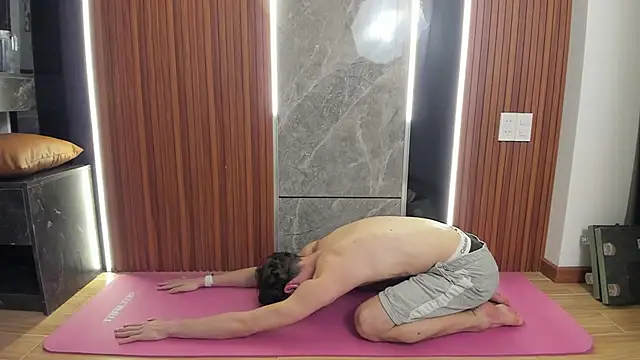 calvin love you online show from April 2026 07:07:02 PM