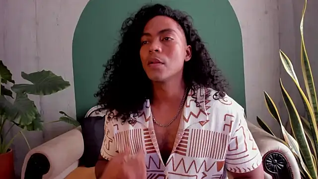 Snapshot of noah_jones__ chatting on November 2025 04:49:01 PM noah jones online show from November 2025 04:49:01 PM