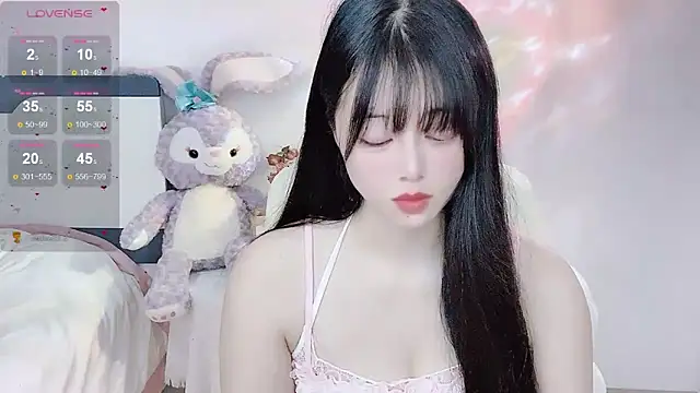 Snapshot of Lydia_170 chatting on December 2024 09:04:02 PM Lydia 170 online show from December 2024 09:04:02 PM
