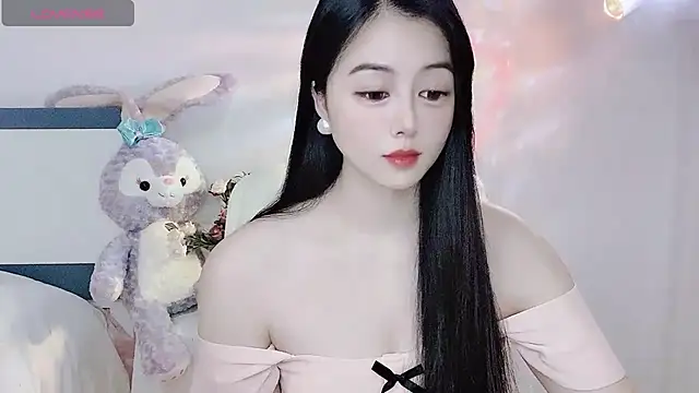 Snapshot of Lydia_170 chatting on January 2025 12:27:01 AM Lydia 170 online show from January 2025 12:27:01 AM