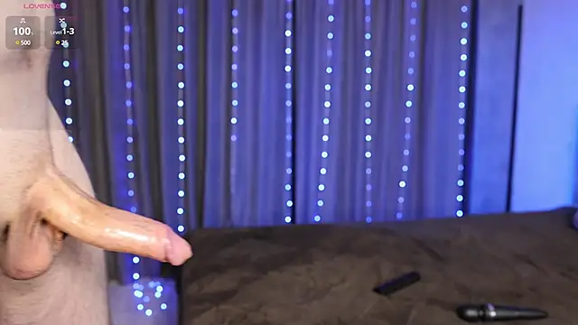 Snapshot of sweet_couple777 chatting on February 2025 06:51:01 PM sweet couple777 online show from February 2025 06:51:01 PM