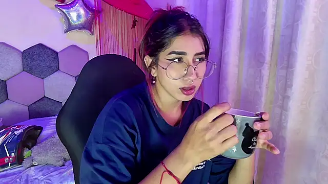 Horny tgn online show from February 2026 05:47:02 PM