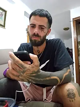 Snapshot of charlye_inkkkk chatting on April 2026 11:00:02 PM charlye inkkkk online show from April 2026 11:00:02 PM