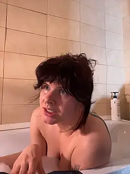 ginavontease online show from January 2026 02:21:01 PM