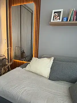 FridaKlein online show from February 2026 08:14:01 PM