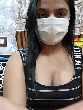 Snapshot of Myloveurvi chatting on January 2025 02:28:02 PM Myloveurvi online show from January 2025 02:28:02 PM