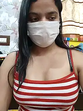 Snapshot of Myloveurvi chatting on January 2025 07:57:01 AM Myloveurvi online show from January 2025 07:57:01 AM