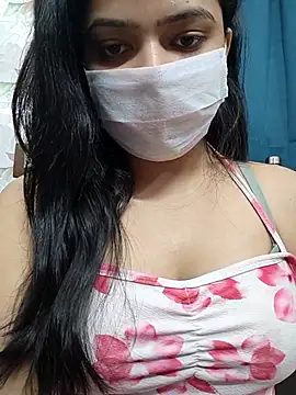 Myloveurvi online show from July 2026 11:02:02 AM