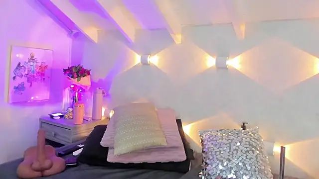 Martina Miiller online show from April 2026 11:57:02 AM