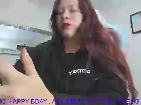 Snapshot of GoddessJessica_roger chatting on July 2026 05:02:02 AM GoddessJessica roger online show from July 2026 05:02:02 AM