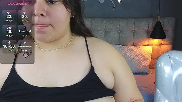 Laia and Aloby online show from November 2025 09:54:01 PM