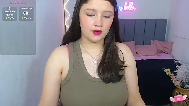 Snapshot of Krysstal_tay chatting on February 2025 12:03:02 PM Krysstal tay online show from February 2025 12:03:02 PM