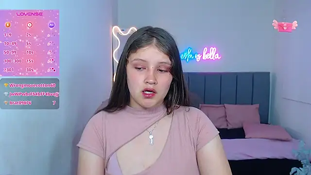 Snapshot of Krysstal_tay chatting on February 2025 11:44:02 AM Krysstal tay online show from February 2025 11:44:02 AM