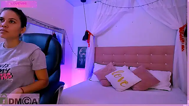 natasha  jackson online show from February 2025 01:59:02 PM