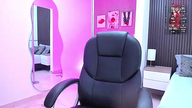 natasha  jackson online show from November 2025 12:38:01 PM