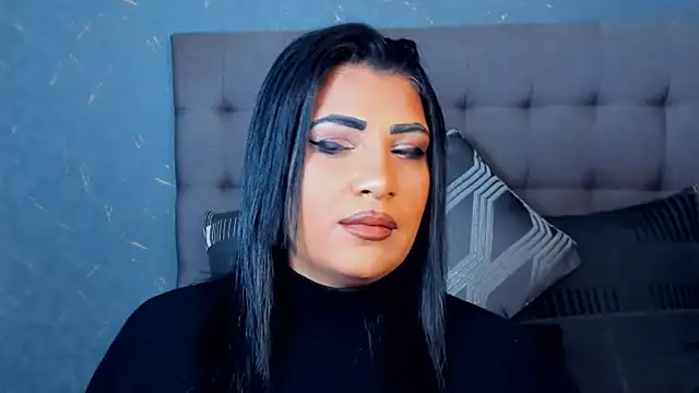 AmyCubes online show from October 2025 05:41:01 AM