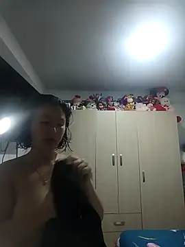 kendaall jenner  online show from December 2024 06:46:02 PM