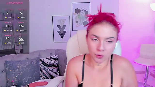 kendaall jenner  online show from March 2025 07:30:02 AM